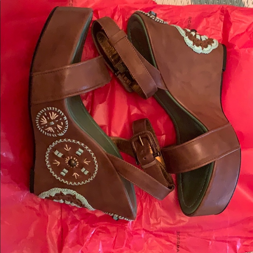 Wedge sandals